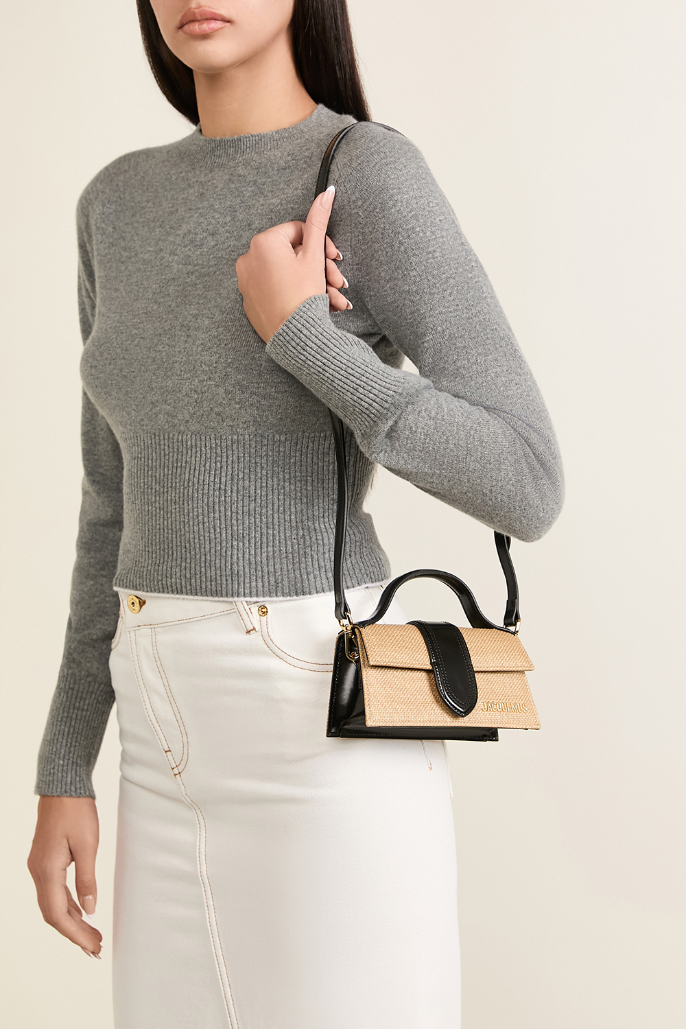 תמונת כל הלוק של תיק לה במבינו